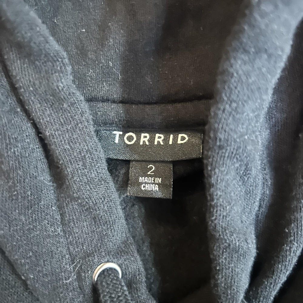 Torrid Women's plus size 2 Long Sleeve Lace Crochet Hoodie in Black - Picture 3 of 9